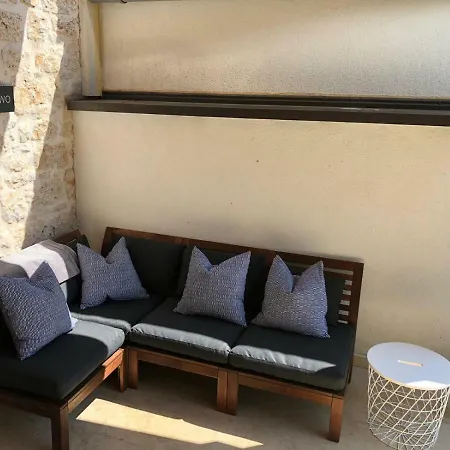 The Casitas Stranici kod Lovreca